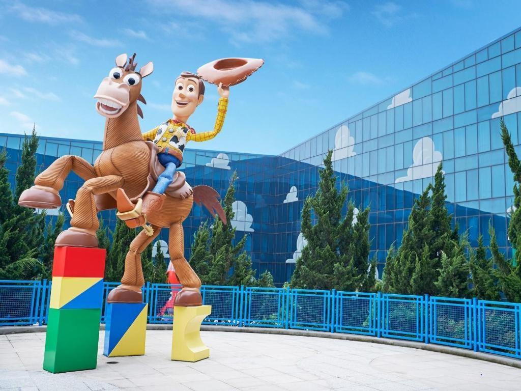 Toy Story 5*